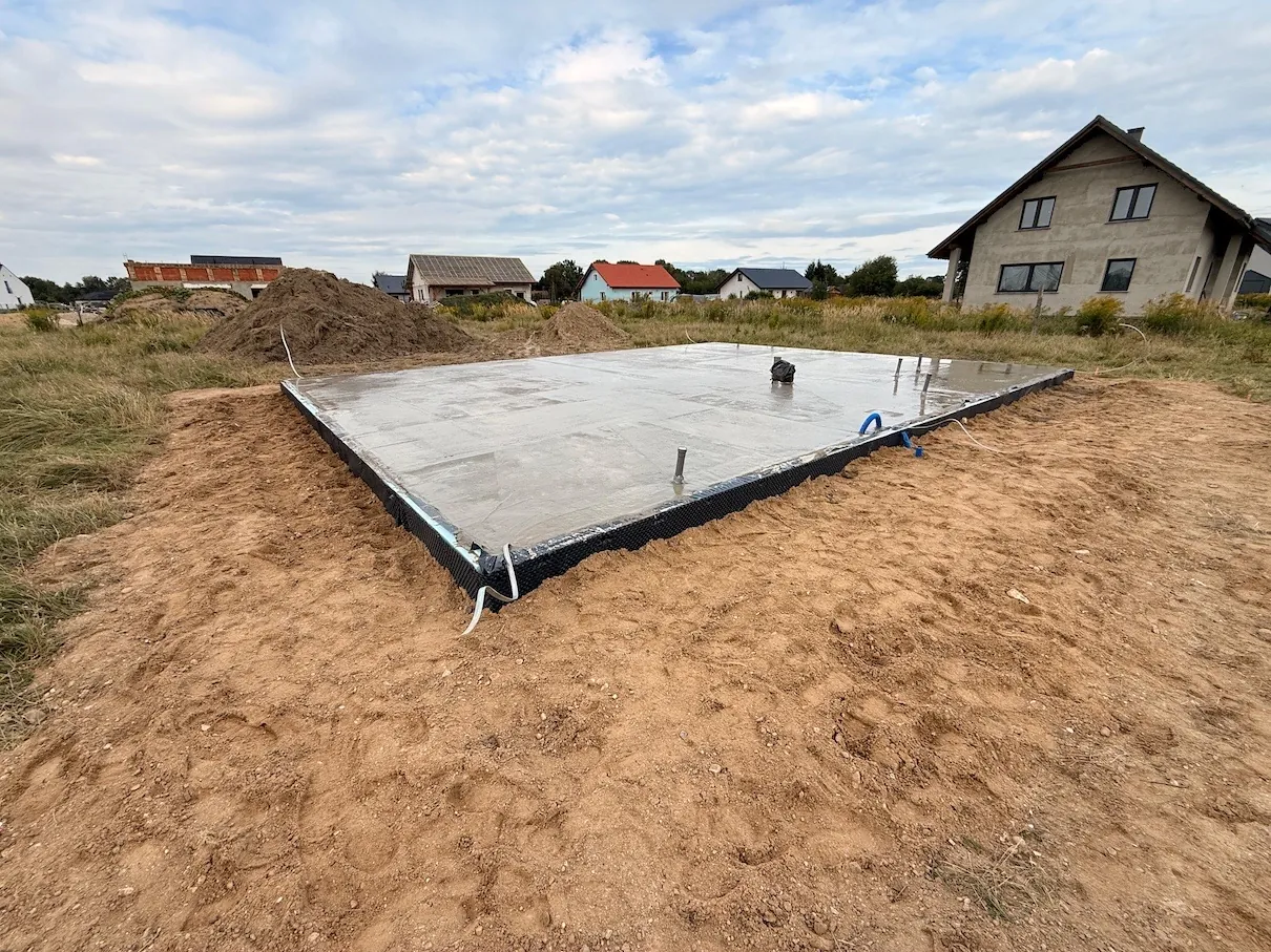 Goliszów — ciepła płyta fundamentowa 88 m²