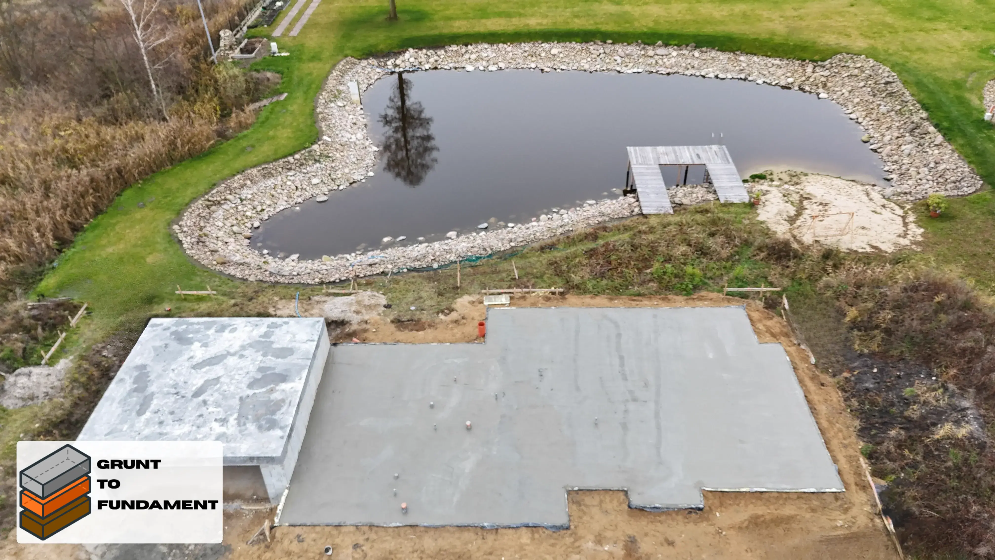 Płyta fundamentowa z garażem żelbetowym - Obrzebin 206m²